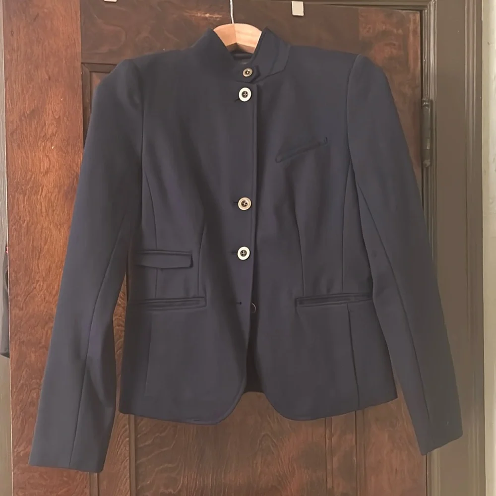 Gap cotton/spandex, lined navy blazer with brushed gold buttons. - Picture 1 of 8